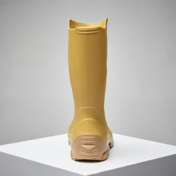 BOTTILLONS JAUNES LEGER PVC 100 FEMME 10 BOTTILLONS JAUNES LEGER PVC 100 FEMME -Le monde de la chasse Magasin bottillons jaunes leger pvc 100 femme 3