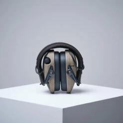 CASQUE ÉLECTRONIQUE ANTI-BRUIT WALKER'S RAZOR SAVANE 13 CASQUE ÉLECTRONIQUE ANTI-BRUIT WALKER'S RAZOR SAVANE -Le monde de la chasse Magasin casque electronique anti bruit walkers razor savane 3