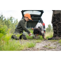 PANTALON RENFORT JUNIOR - 100 VERT ET MARRON -Le monde de la chasse Magasin pantalon renfort junior 100 vert et marron 3