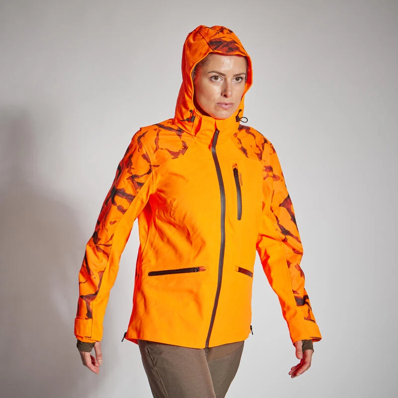 VESTE CHASSE SUPERTRACK FEMME RESISTANTE IMPERMEABLE ORANGE FLUO 500 2 VESTE CHASSE SUPERTRACK FEMME RESISTANTE IMPERMEABLE ORANGE FLUO 500 â Image 2