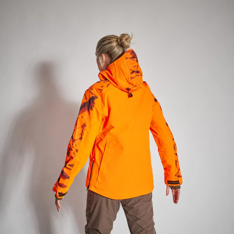VESTE CHASSE SUPERTRACK FEMME RESISTANTE IMPERMEABLE ORANGE FLUO 500 3 VESTE CHASSE SUPERTRACK FEMME RESISTANTE IMPERMEABLE ORANGE FLUO 500 â Image 3